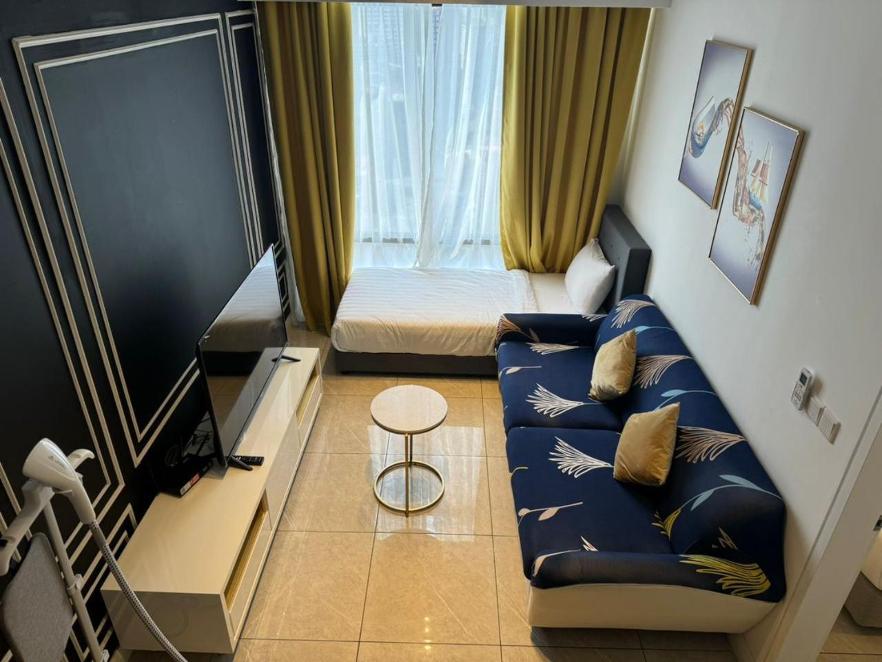 Cozy At Axon Trx And Pavillion