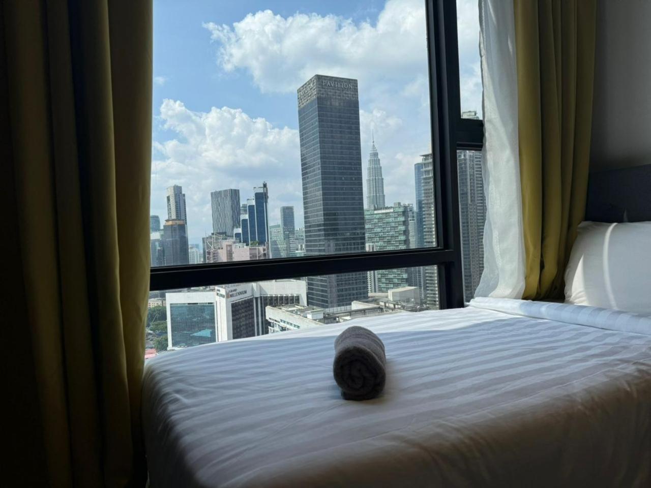 Cozy At Axon Trx And Pavillion * Kuala Lumpur